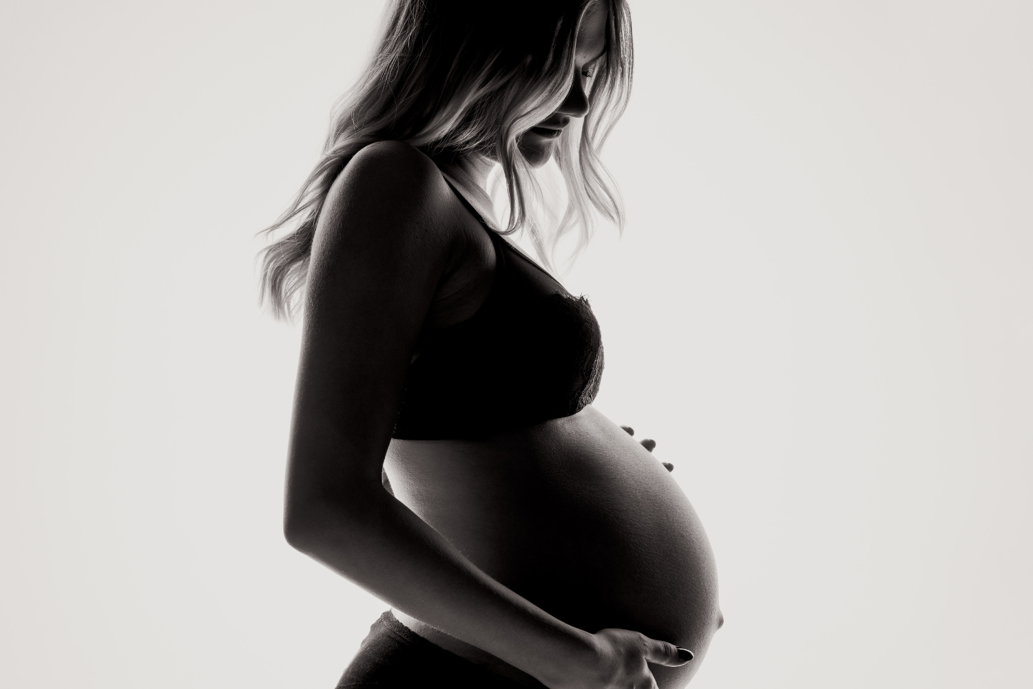 What to Avoid in a Face Moisturizer When You’re Pregnant